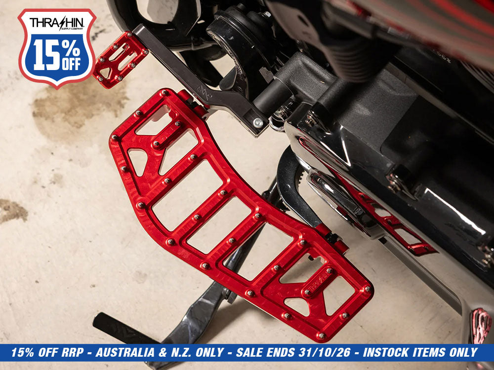 Aggressor Rider Floorboards - Red. Fits Touring 1980up, FL Softail 1986-2017 & Dyna Switchback 2012-2016